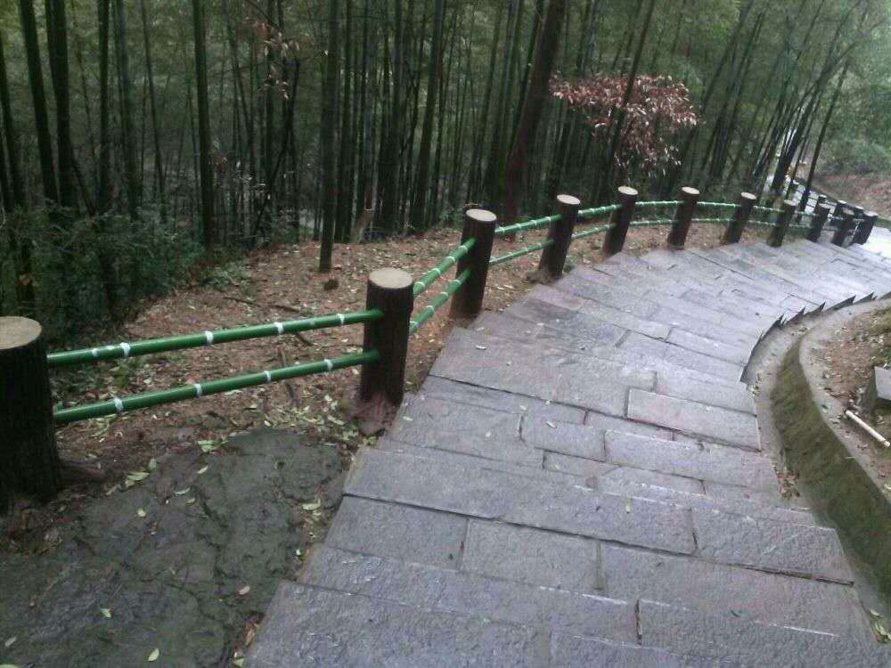 仿竹欄桿