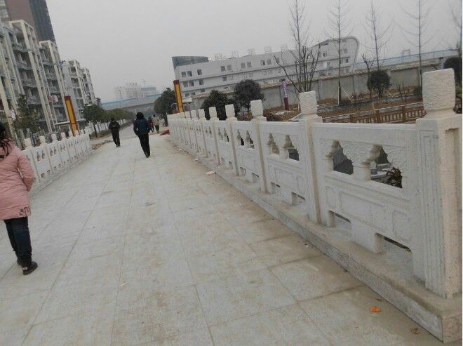 仿石景觀護(hù)欄